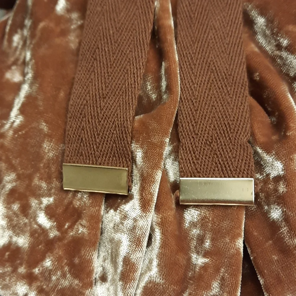 🥳HP🥳 NWT, HAH Hot as Hell Cafe Latte One Sleeve Velvet Bodysuit